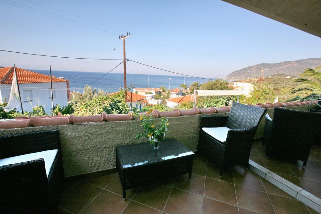Sandy Bay Hotel Plomari Eksteriør billede