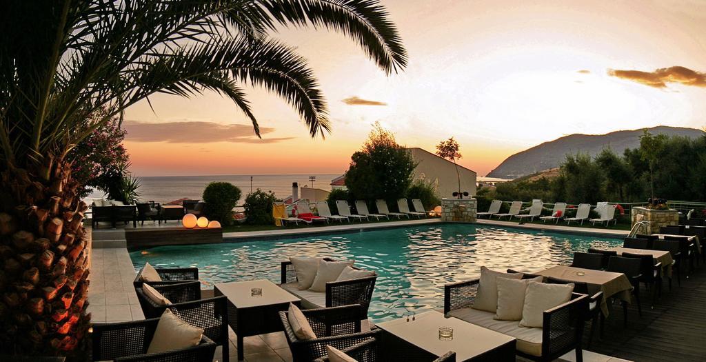 Sandy Bay Hotel Plomari Eksteriør billede