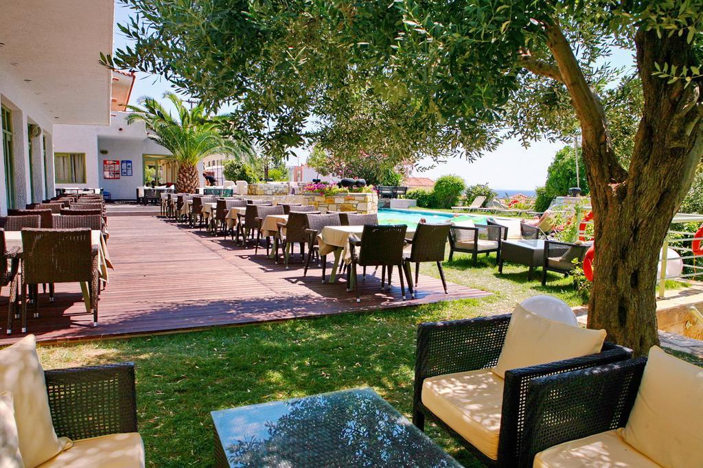 Sandy Bay Hotel Plomari Eksteriør billede
